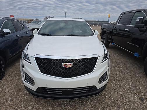 2026 Cadillac XT5 Sport