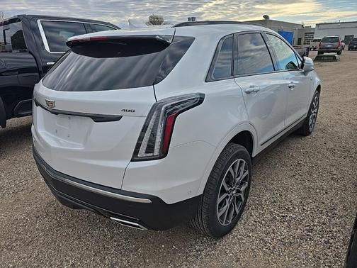2026 Cadillac XT5 Sport
