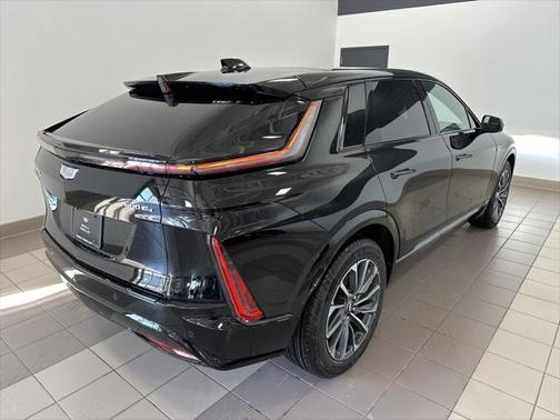 2025 Cadillac LYRIQ Sport w/1SF