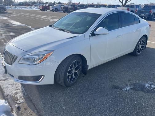 2017 Buick Regal Turbo Sport Touring