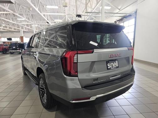 2026 GMC Yukon XL 4WD Elevation