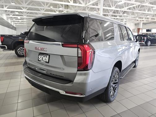 2026 GMC Yukon XL 4WD Elevation