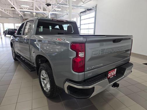 Sterling Gray Metallic 2025 Chevrolet Silverado 1500 LT