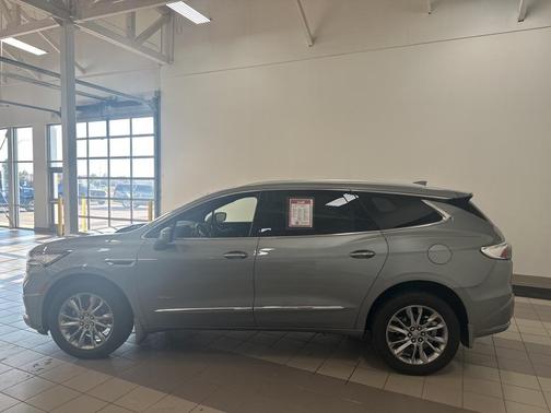 2023 Buick Enclave Avenir AWD