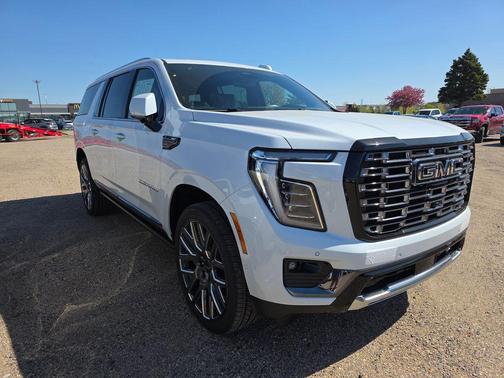 Glacier White Tricoat 2026 GMC Yukon XL Denali Ultimate