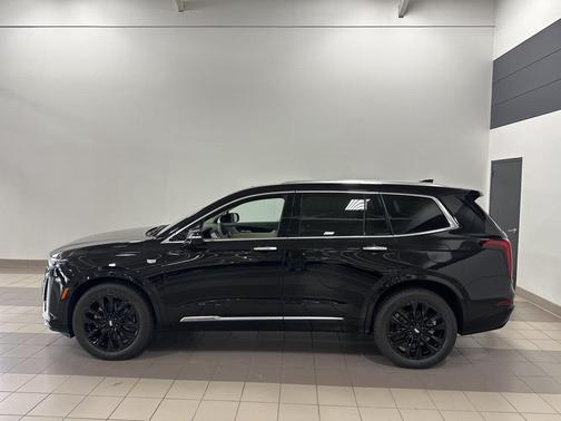 2025 Cadillac XT6 Premium Luxury AWD