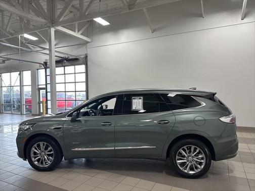 2023 Buick Enclave Avenir AWD