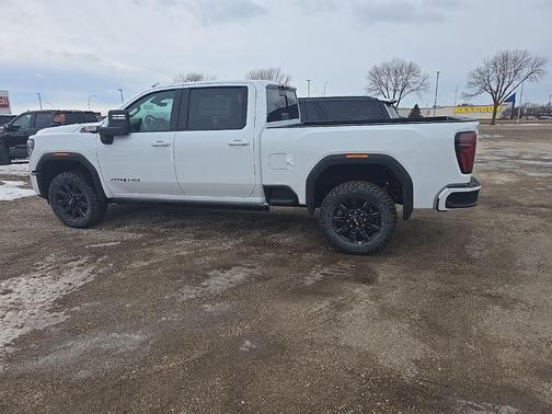 2026 GMC Sierra 3500 AT4