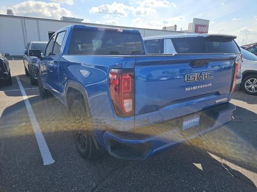 2022 GMC Sierra 1500 Elevation