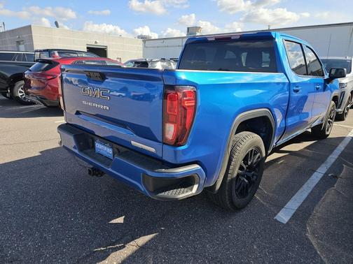 2022 GMC Sierra 1500 Elevation