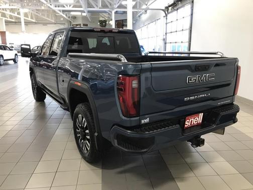 2025 GMC Sierra 3500 Denali