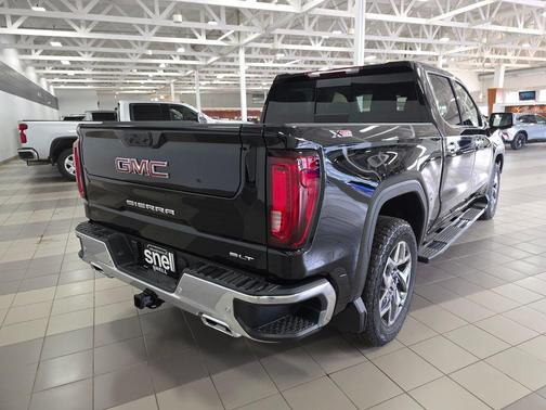 Onyx Black 2026 GMC Sierra 1500 SLT