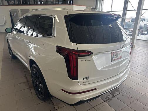 2023 Cadillac XT6 Premium Luxury AWD