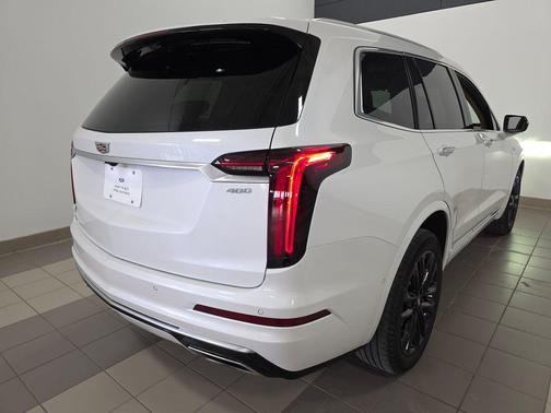2023 Cadillac XT6 Premium Luxury AWD