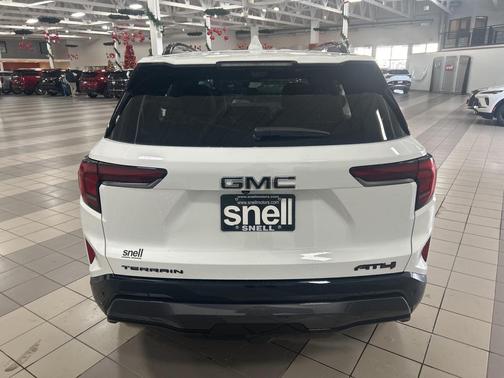 2026 GMC Terrain AWD AT4