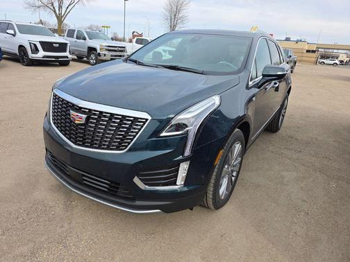 Emerald Lake Metallic 2026 Cadillac XT5 Premium Luxury