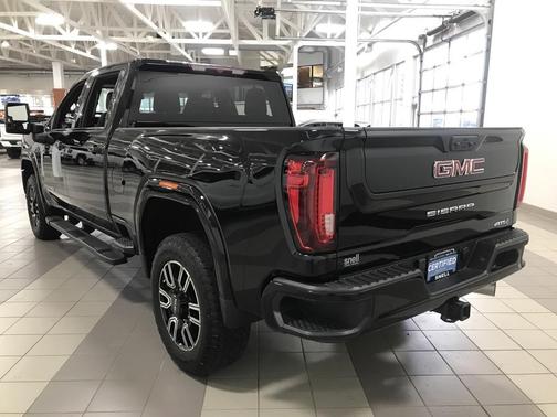 2023 GMC Sierra 2500 AT4