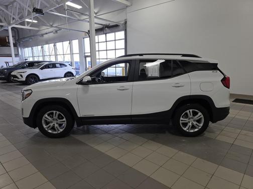 2021 GMC Terrain SLE