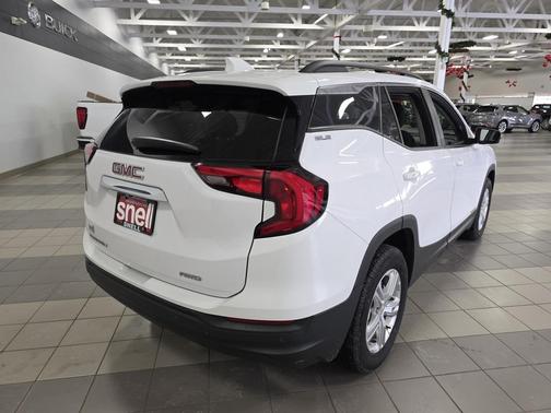 2021 GMC Terrain SLE