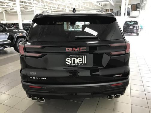 2026 GMC Acadia AWD AT4