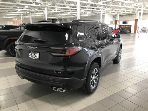 2026 GMC Acadia AWD AT4