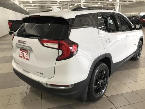 2022 GMC Terrain AWD AT4