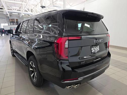 Onyx Black 2026 GMC Yukon XL 4WD AT4