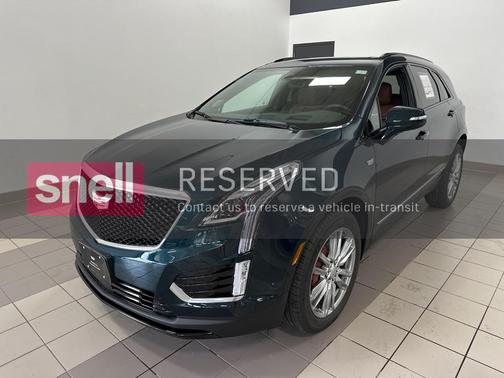 2025 Cadillac XT5 Sport