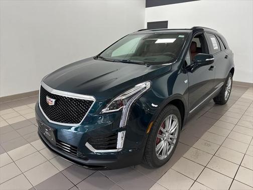 2025 Cadillac XT5 Sport
