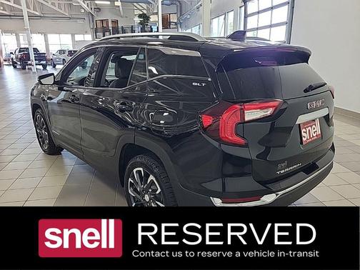 Ebony Twilight Metallic 2022 GMC Terrain SLT