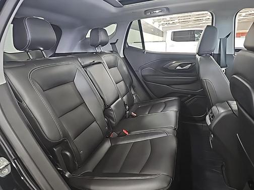 Ebony Twilight Metallic 2022 GMC Terrain SLT