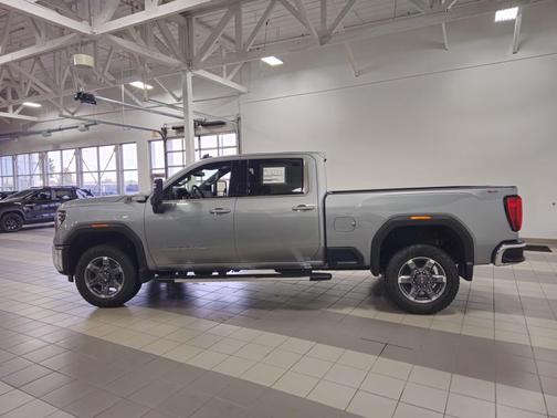 2026 GMC Sierra 3500 SLE