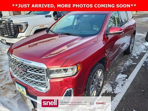2023 GMC Acadia Denali