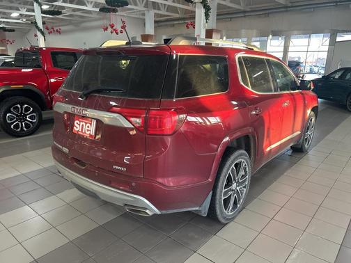 2017 GMC Acadia Denali