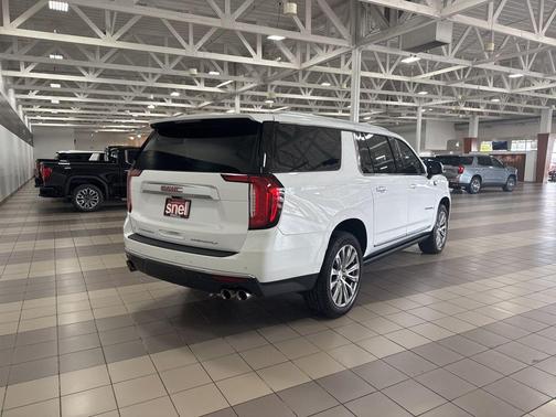 White 2021 GMC Yukon XL Denali