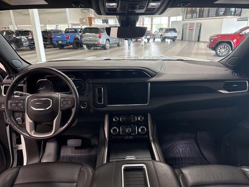 White 2021 GMC Yukon XL Denali