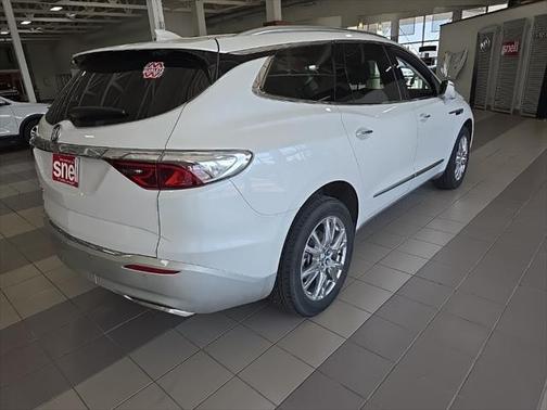 2023 Buick Enclave Essence AWD