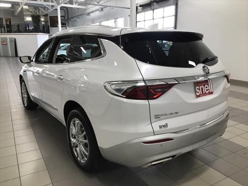 2023 Buick Enclave Essence AWD
