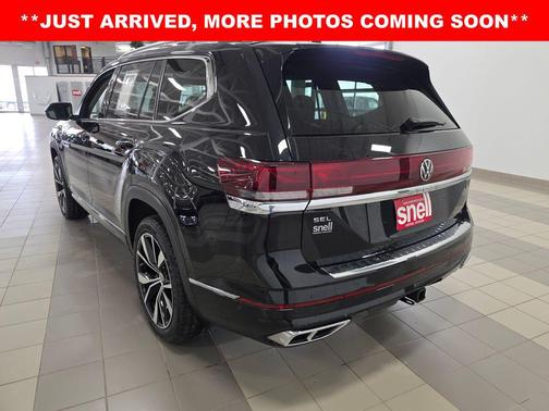 2024 Volkswagen Atlas 2.0T SEL Premium R-Line 4MOTION