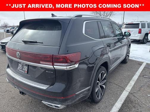 2024 Volkswagen Atlas 2.0T SEL Premium R-Line 4MOTION
