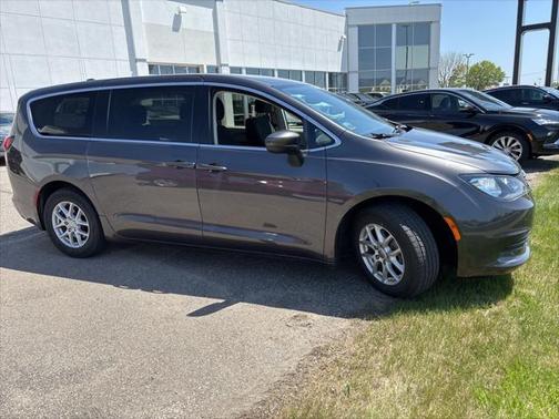 2017 Chrysler Pacifica LX