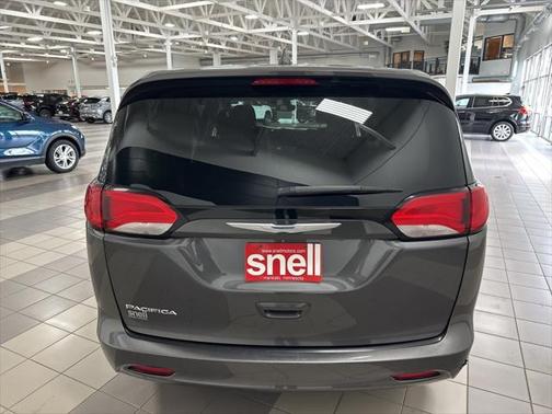 2017 Chrysler Pacifica LX