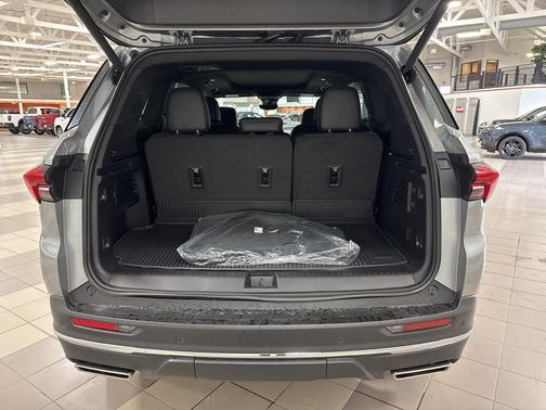 moonstone gray metallic 2026 Buick Enclave Preferred