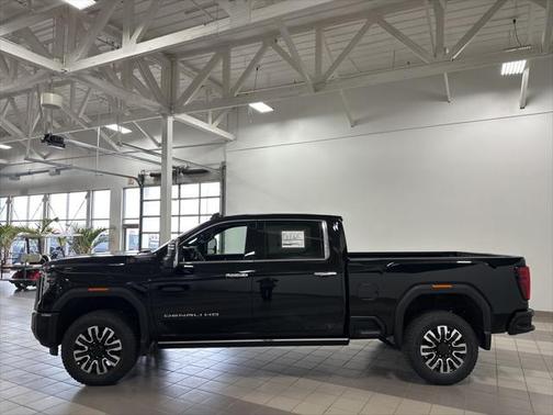 2025 GMC Sierra 3500 Denali