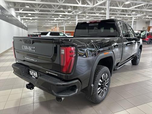 2025 GMC Sierra 3500 Denali