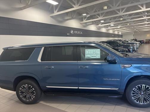 2025 GMC Yukon XL 4WD Elevation