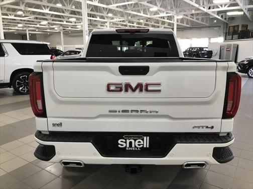 2025 GMC Sierra 1500 AT4