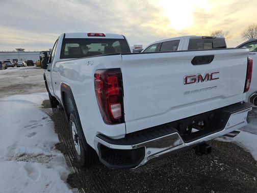 2026 GMC Sierra 2500 Pro