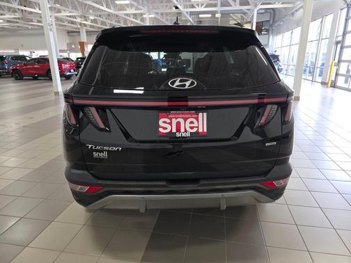 Phantom Black 2022 Hyundai TUCSON Limited