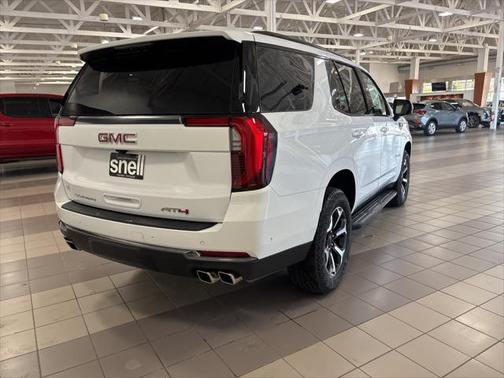 2025 GMC Yukon 4WD AT4